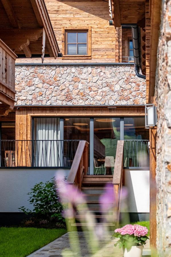 Natursinn Mountainchalets Aparthotel Flachau